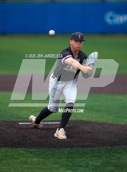 Thumbnail 1 in Windsor vs. Golden (CHSAA 4A Semifinal) photogallery.