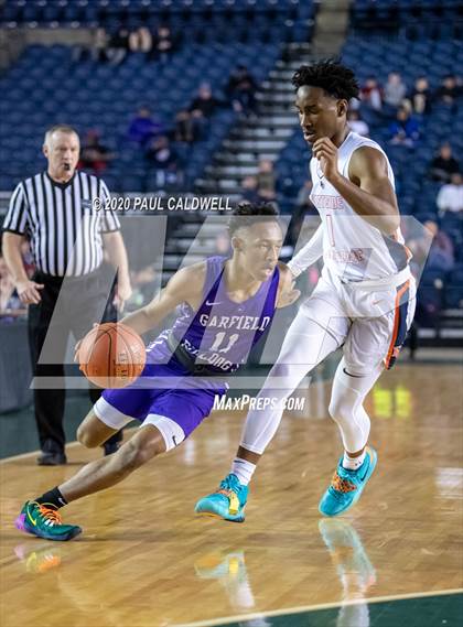 Thumbnail 1 in Garfield vs. Eastside Catholic (WIAA 3A Semifinal)  photogallery.
