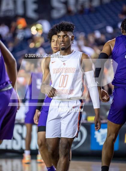Thumbnail 1 in Garfield vs. Eastside Catholic (WIAA 3A Semifinal)  photogallery.