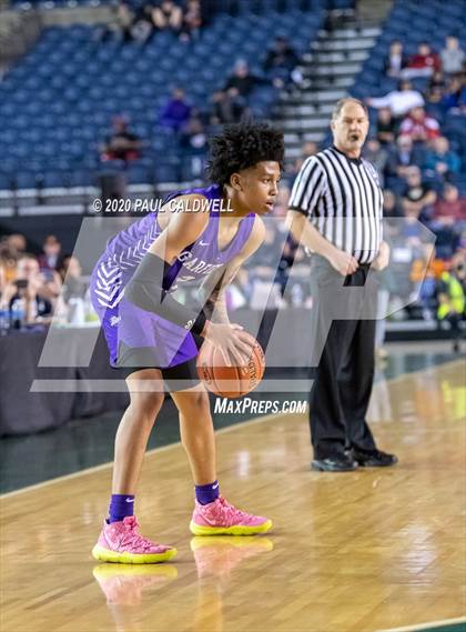 Thumbnail 2 in Garfield vs. Eastside Catholic (WIAA 3A Semifinal)  photogallery.