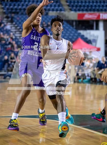 Thumbnail 1 in Garfield vs. Eastside Catholic (WIAA 3A Semifinal)  photogallery.