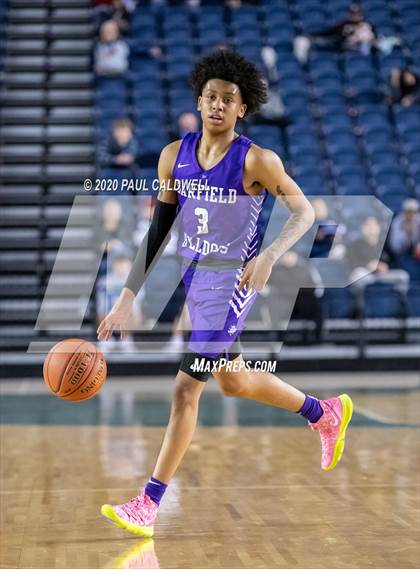 Thumbnail 2 in Garfield vs. Eastside Catholic (WIAA 3A Semifinal)  photogallery.