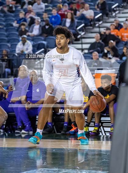 Thumbnail 3 in Garfield vs. Eastside Catholic (WIAA 3A Semifinal)  photogallery.