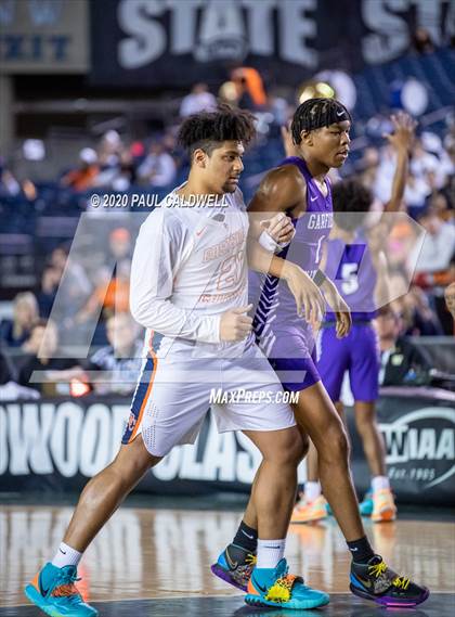 Thumbnail 2 in Garfield vs. Eastside Catholic (WIAA 3A Semifinal)  photogallery.