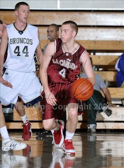 Thumbnail 3 in Vista Murrieta vs. La Canada (So Cal Shootout) photogallery.