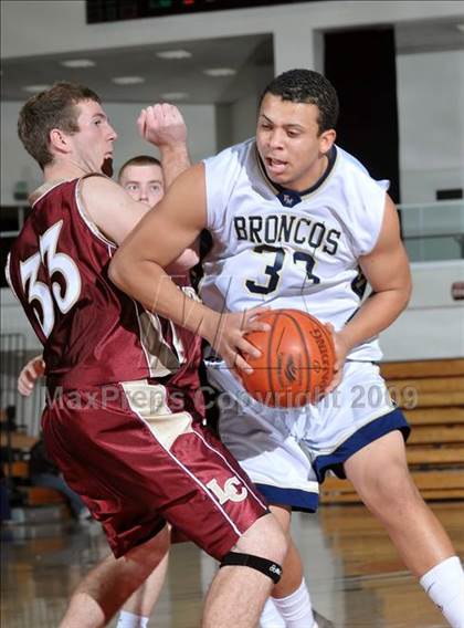 Thumbnail 2 in Vista Murrieta vs. La Canada (So Cal Shootout) photogallery.