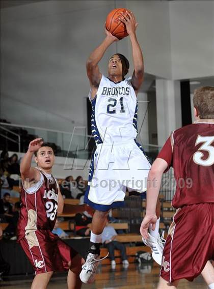 Thumbnail 3 in Vista Murrieta vs. La Canada (So Cal Shootout) photogallery.