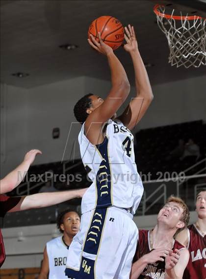 Thumbnail 3 in Vista Murrieta vs. La Canada (So Cal Shootout) photogallery.