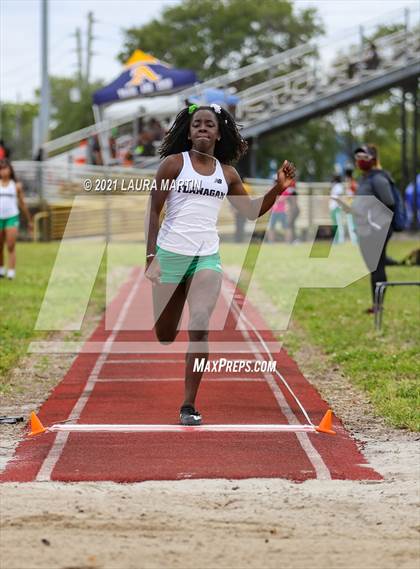 Thumbnail 2 in BCAA Track and Field Finals photogallery.