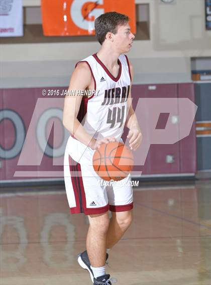 Thumbnail 2 in JSerra Catholic vs. Ironwood Ridge (Rancho Mirage Holiday Invitational) photogallery.