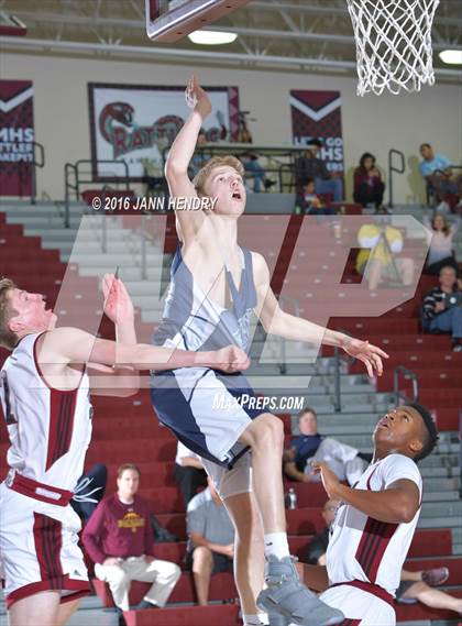 Thumbnail 2 in JSerra Catholic vs. Ironwood Ridge (Rancho Mirage Holiday Invitational) photogallery.