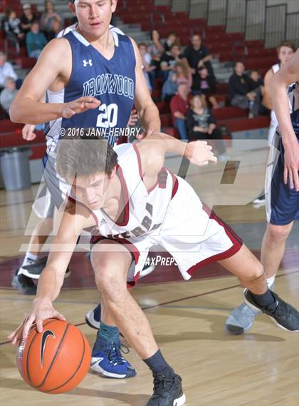 Thumbnail 2 in JSerra Catholic vs. Ironwood Ridge (Rancho Mirage Holiday Invitational) photogallery.