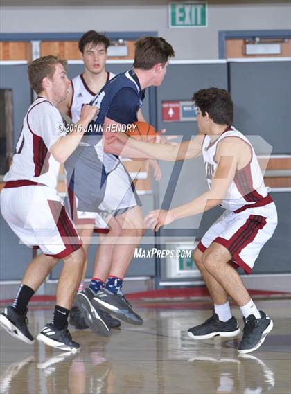 Thumbnail 2 in JSerra Catholic vs. Ironwood Ridge (Rancho Mirage Holiday Invitational) photogallery.