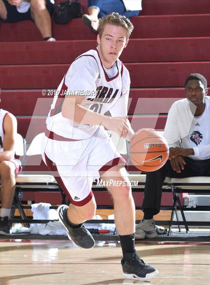 Thumbnail 2 in JSerra Catholic vs. Ironwood Ridge (Rancho Mirage Holiday Invitational) photogallery.