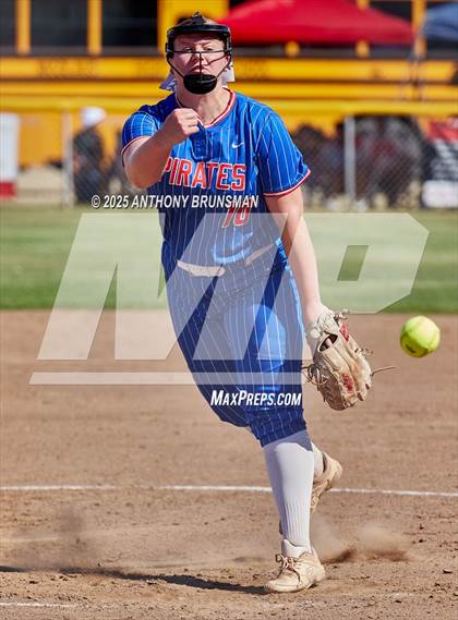 Thumbnail 3 in San Leandro @ East Nicolaus (CIF Northern Regional D4 Final) photogallery.