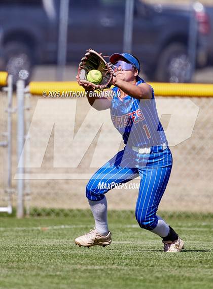 Thumbnail 3 in San Leandro @ East Nicolaus (CIF Northern Regional D4 Final) photogallery.
