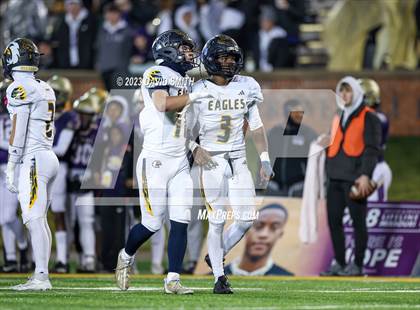 Thumbnail 3 in Liberty North vs. Christian Brothers (MSHSAA Class 6 Championship) photogallery.