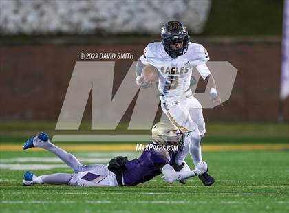 Thumbnail 3 in Liberty North vs. Christian Brothers (MSHSAA Class 6 Championship) photogallery.