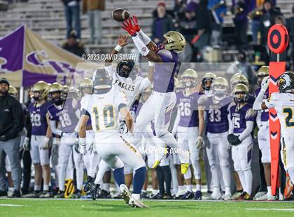 Thumbnail 3 in Liberty North vs. Christian Brothers (MSHSAA Class 6 Championship) photogallery.