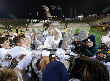 Thumbnail 2 in Liberty North vs. Christian Brothers (MSHSAA Class 6 Championship) photogallery.