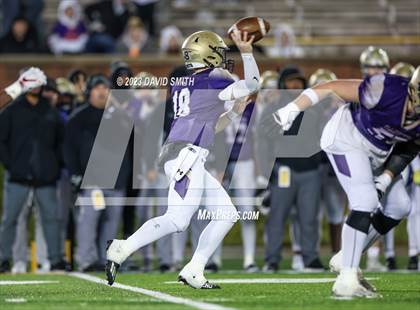 Thumbnail 1 in Liberty North vs. Christian Brothers (MSHSAA Class 6 Championship) photogallery.