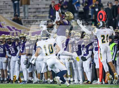 Thumbnail 1 in Liberty North vs. Christian Brothers (MSHSAA Class 6 Championship) photogallery.