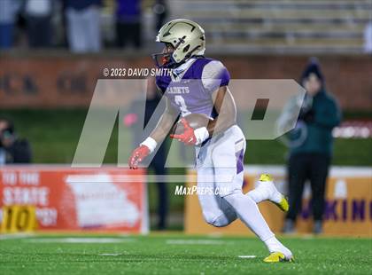Thumbnail 2 in Liberty North vs. Christian Brothers (MSHSAA Class 6 Championship) photogallery.