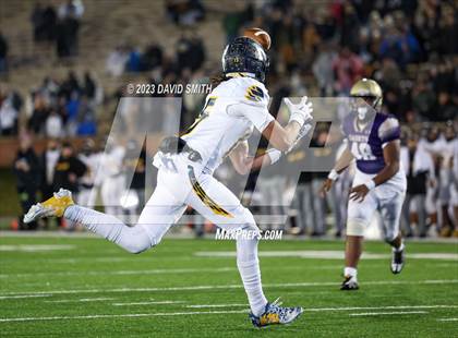 Thumbnail 1 in Liberty North vs. Christian Brothers (MSHSAA Class 6 Championship) photogallery.