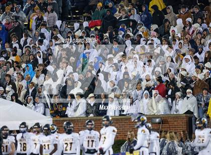 Thumbnail 1 in Liberty North vs. Christian Brothers (MSHSAA Class 6 Championship) photogallery.