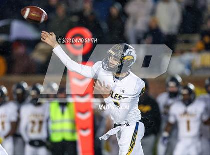 Thumbnail 1 in Liberty North vs. Christian Brothers (MSHSAA Class 6 Championship) photogallery.