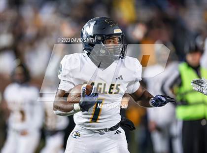 Thumbnail 3 in Liberty North vs. Christian Brothers (MSHSAA Class 6 Championship) photogallery.