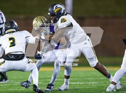 Thumbnail 1 in Liberty North vs. Christian Brothers (MSHSAA Class 6 Championship) photogallery.