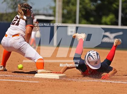 Thumbnail 3 in Harbor Creek vs. Juniata (PIAA 3A Championship) photogallery.