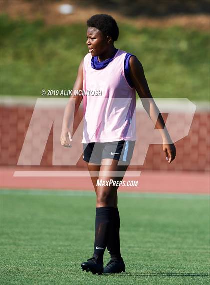 Thumbnail 1 in Lake Norman Charter vs. Carrboro (NCHSAA 2A Final) photogallery.
