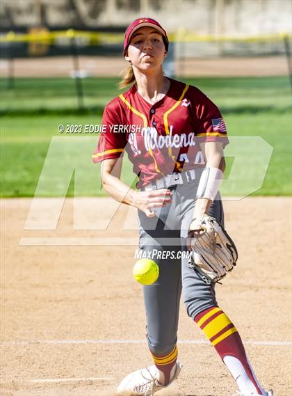 Thumbnail 3 in El Modena @ Brea Olinda photogallery.