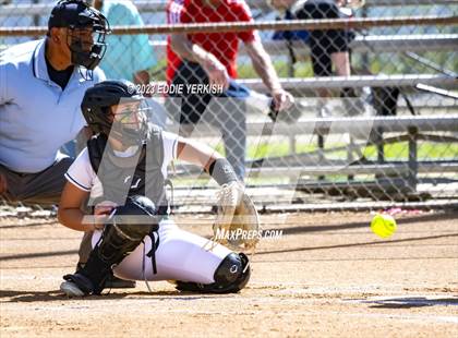 Thumbnail 1 in El Modena @ Brea Olinda photogallery.