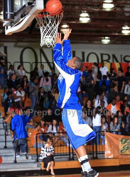 Thumbnail 3 in Dickinson vs. Dobie (McDonald’s Texas Invitational) photogallery.