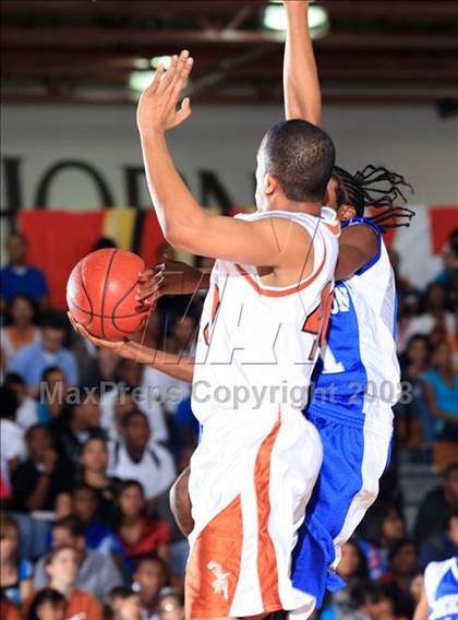 Thumbnail 1 in Dickinson vs. Dobie (McDonald’s Texas Invitational) photogallery.