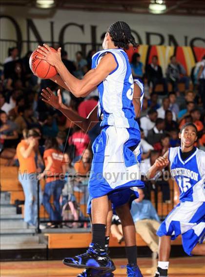 Thumbnail 2 in Dickinson vs. Dobie (McDonald’s Texas Invitational) photogallery.