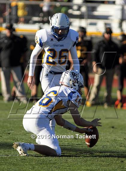Thumbnail 1 in Collegiate vs. Garden Plain (KSHSAA 3A 2nd Round) photogallery.