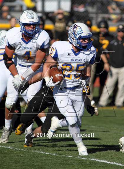Thumbnail 1 in Collegiate vs. Garden Plain (KSHSAA 3A 2nd Round) photogallery.