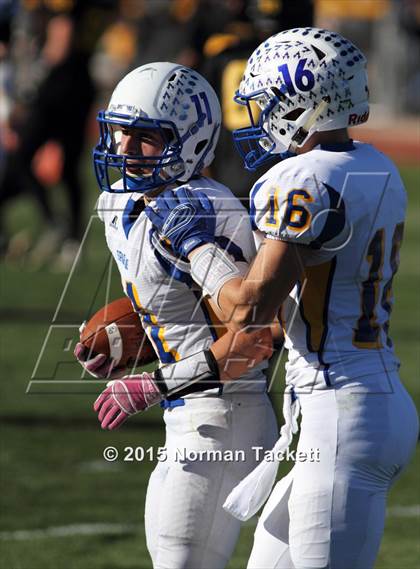Thumbnail 3 in Collegiate vs. Garden Plain (KSHSAA 3A 2nd Round) photogallery.