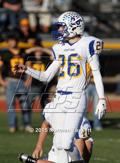 Thumbnail 3 in Collegiate vs. Garden Plain (KSHSAA 3A 2nd Round) photogallery.