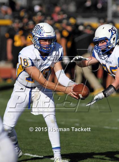 Thumbnail 3 in Collegiate vs. Garden Plain (KSHSAA 3A 2nd Round) photogallery.