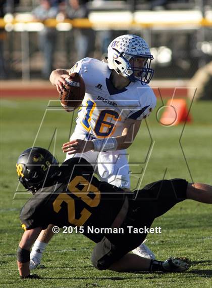 Thumbnail 1 in Collegiate vs. Garden Plain (KSHSAA 3A 2nd Round) photogallery.