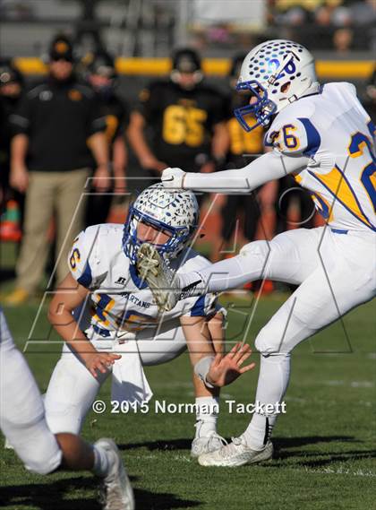 Thumbnail 3 in Collegiate vs. Garden Plain (KSHSAA 3A 2nd Round) photogallery.