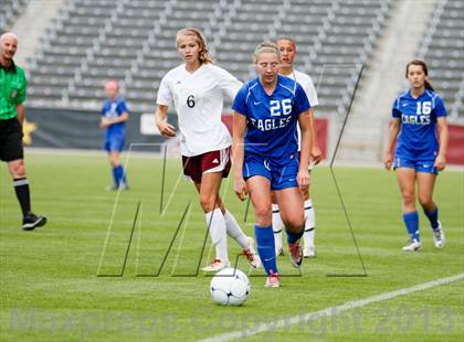 Thumbnail 2 in Cheyenne Mountain vs. Broomfield (CHSAA 4A Final) photogallery.