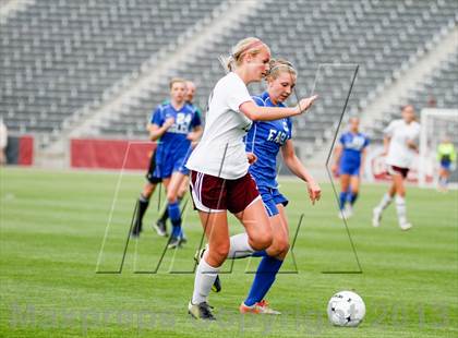 Thumbnail 2 in Cheyenne Mountain vs. Broomfield (CHSAA 4A Final) photogallery.