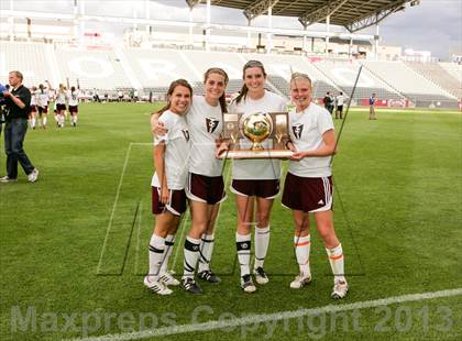Thumbnail 2 in Cheyenne Mountain vs. Broomfield (CHSAA 4A Final) photogallery.