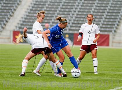 Thumbnail 1 in Cheyenne Mountain vs. Broomfield (CHSAA 4A Final) photogallery.
